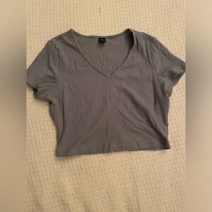 Blue/gray crop top